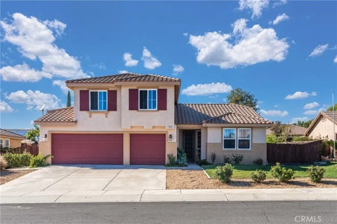Photo of 1285 Larkspur LN, Beaumont, CA 92223 (MLS # IG26224472)