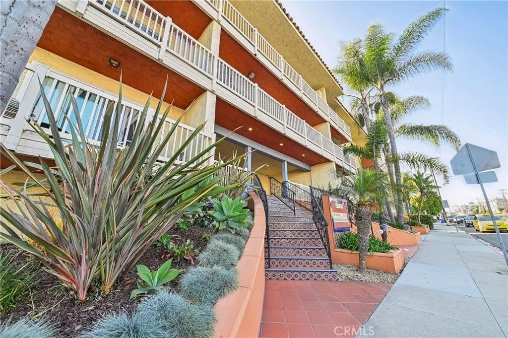 Photo of 1707 Pacific Coast Hwy #506, Hermosa Beach, CA 90254 (MLS # SB26059480)