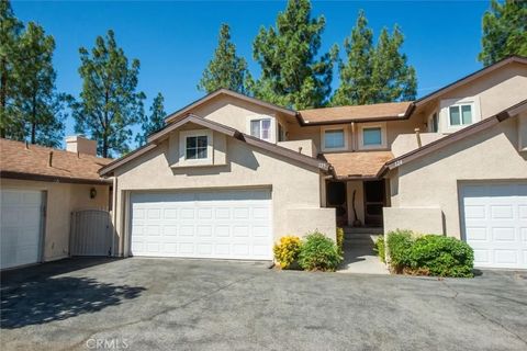 Photo of 28415 Seco Canyon Road #125, Saugus, CA 91390 (MLS # SR26043434)
