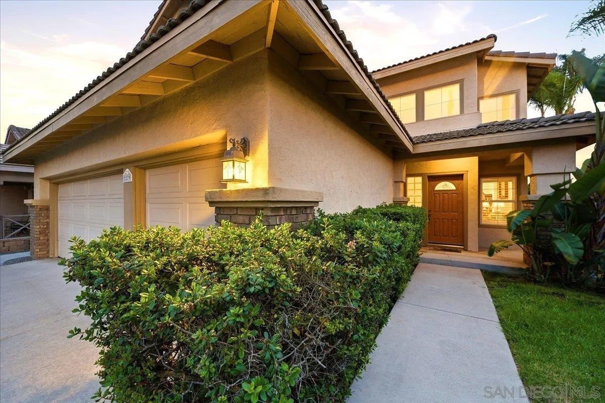 2279 Bear Rock