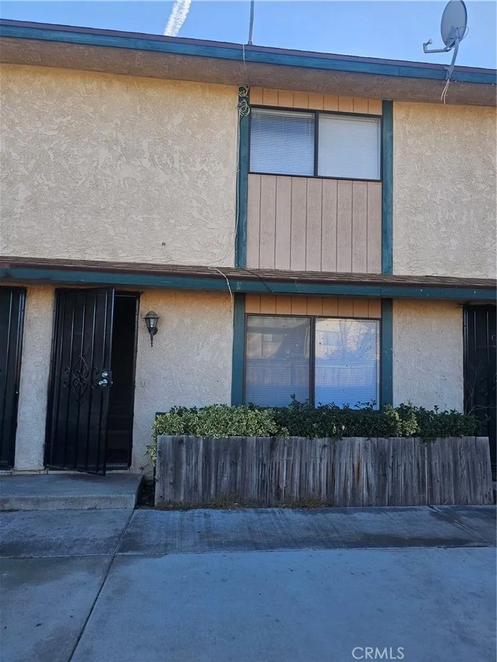 Photo of 45419 10th St #B, Lancaster, CA 93534 (MLS # SR26006544)