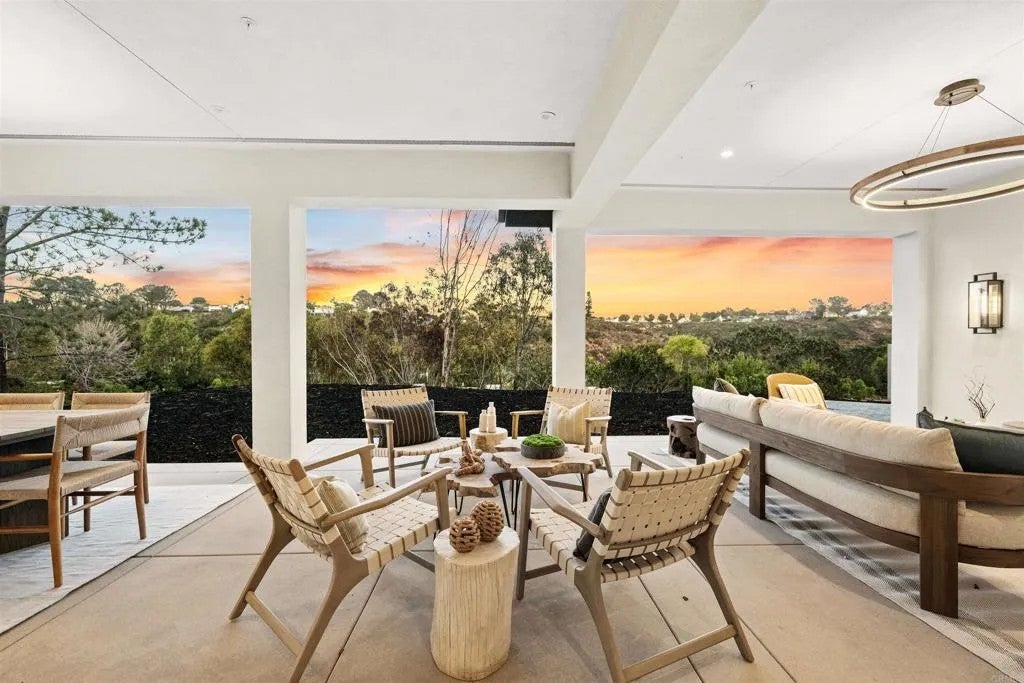 1376 Tennis Club Drive