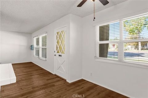 Tiny photo for 2560 Bonita Ave, La Verne, CA 91750 (MLS # CV25246156)