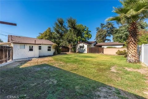 Tiny photo for 2560 Bonita Ave, La Verne, CA 91750 (MLS # CV25246156)