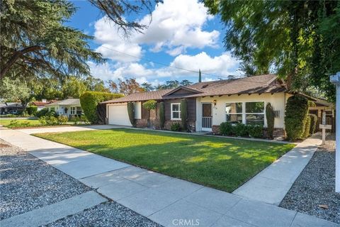 Tiny photo for 2560 Bonita Ave, La Verne, CA 91750 (MLS # CV25246156)
