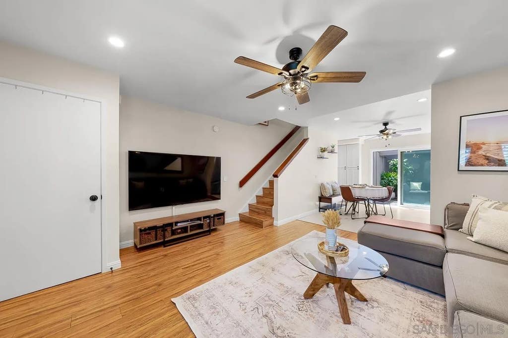 Photo of 8726 Villa La Jolla Dr #74, La Jolla, CA 92037 (MLS # 260013217)