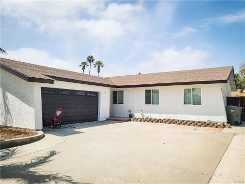 Photo of 161 Mayfair ST, Oceanside, CA 92058 (MLS # IV26133910)