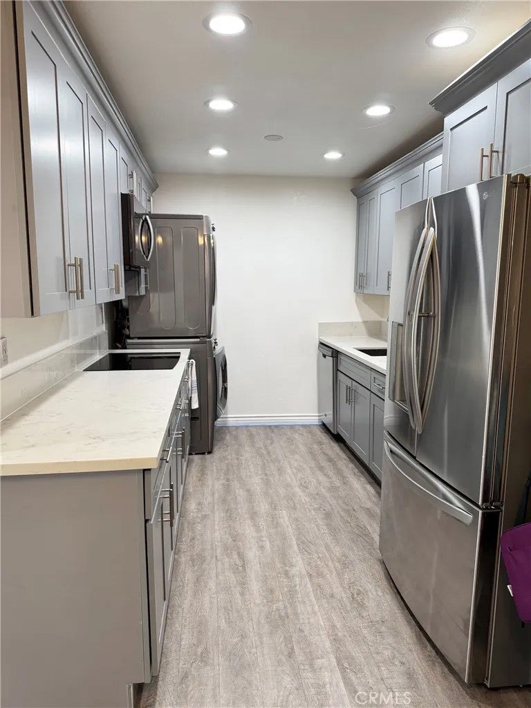 212 S kraemer 1215
