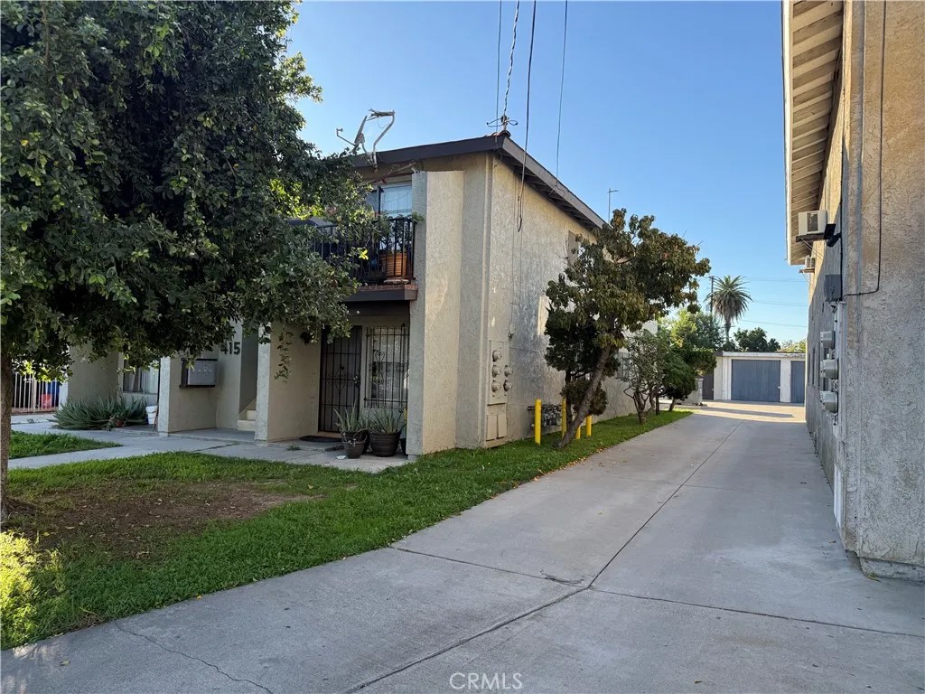 415 S 6th