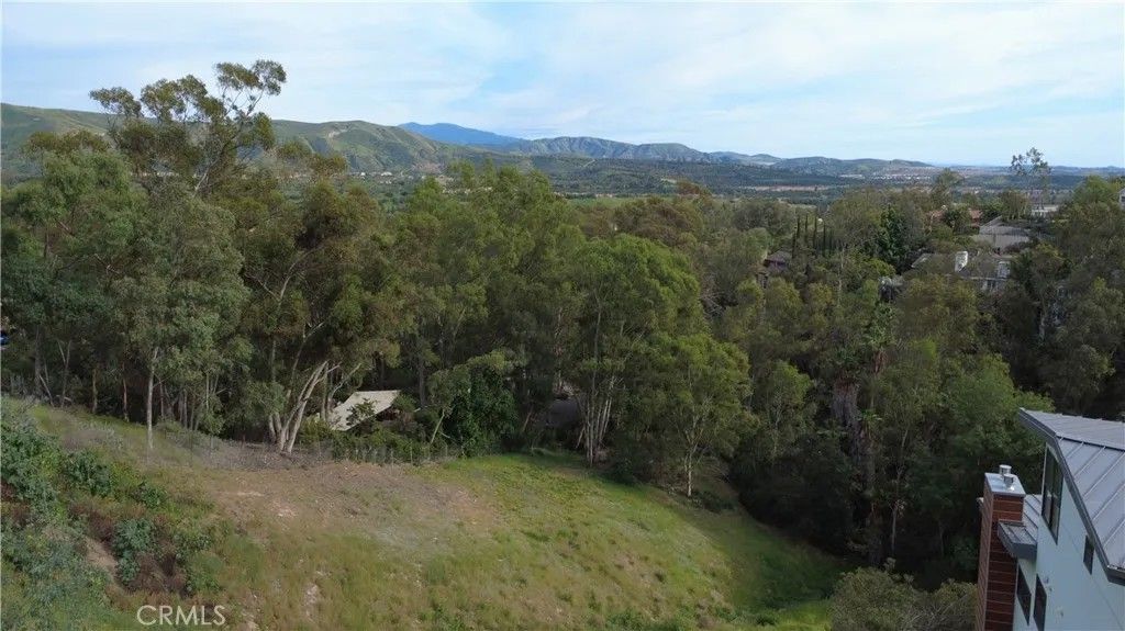 Photo of 2171 Lemon Heights, North Tustin, CA 92705 (MLS # OC26013866)