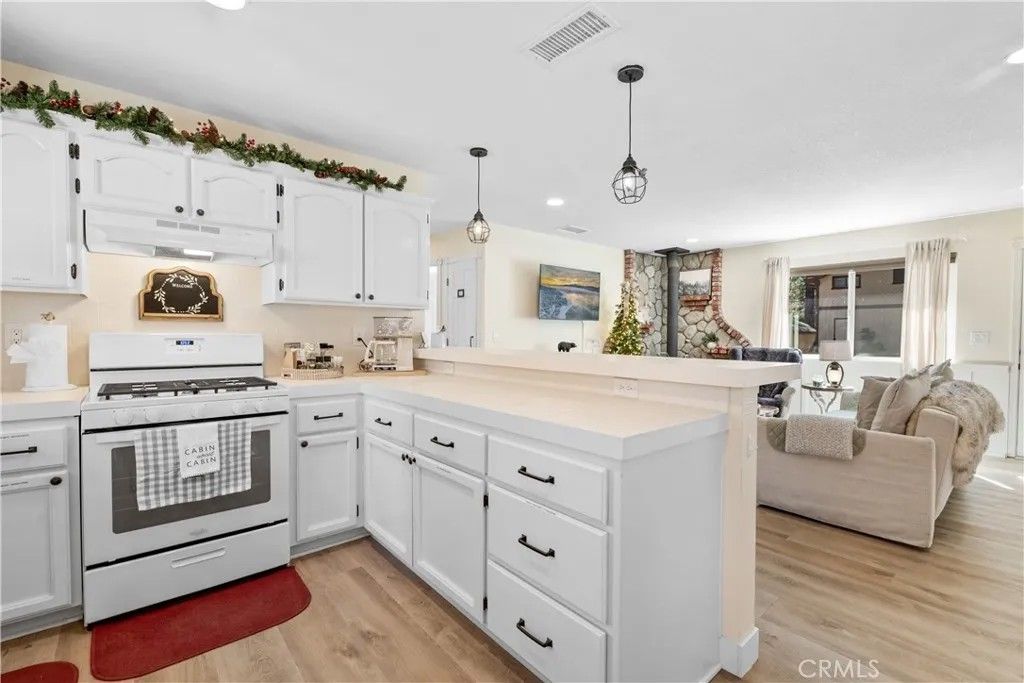 Photo of 1080 Pan Springs Lane, Big Bear Lake, CA 92314 (MLS # PW26089717)