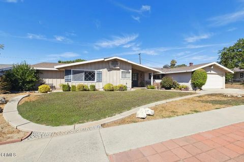 Photo of 1363 Sterling Drive, Thousand Oaks, CA 91360 (MLS # V1-37819)