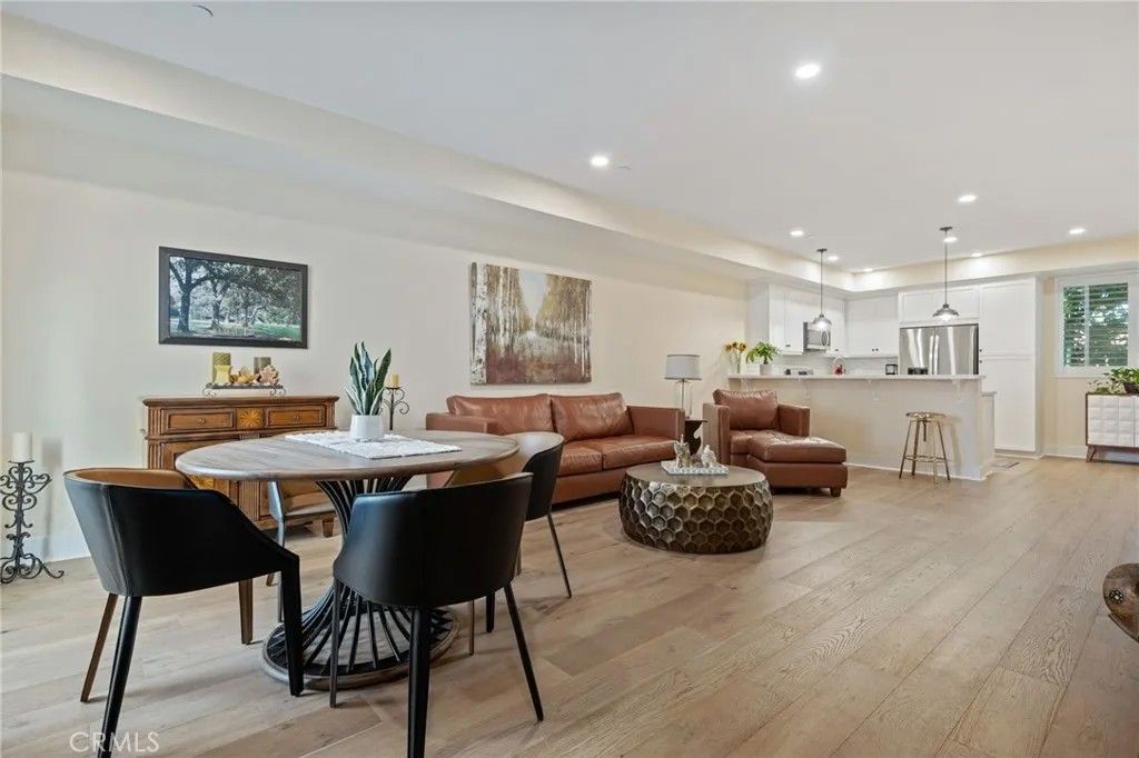 Photo of 44 Coronado Street #202, Ventura, CA 93001 (MLS # SR26025357)