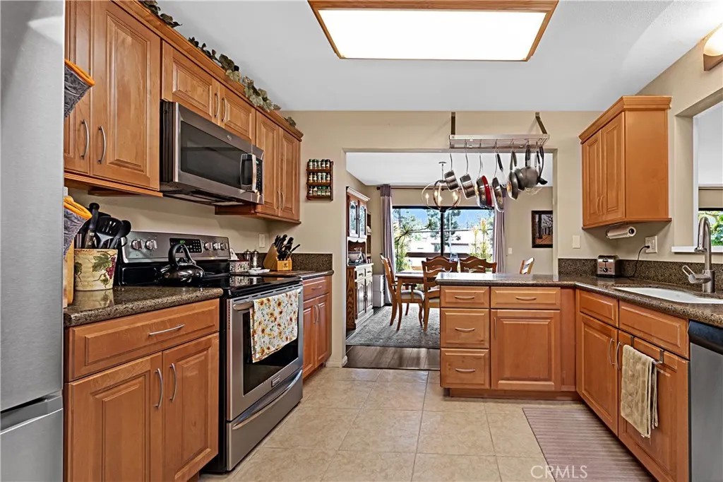5001 E Atherton 204