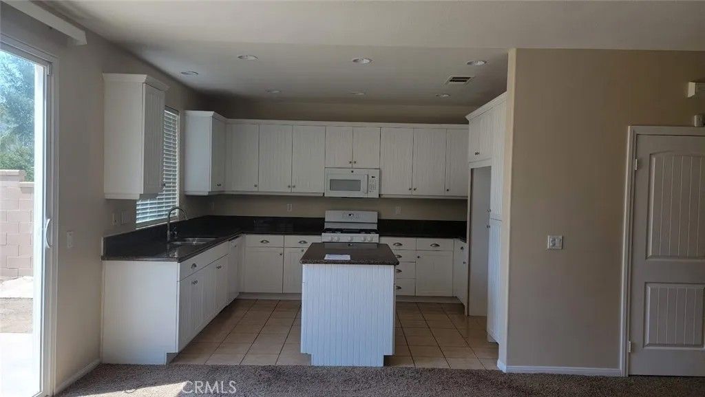 Photo of 35781 Bobcat Way, Murrieta, CA 92563 (MLS # PW25122405)