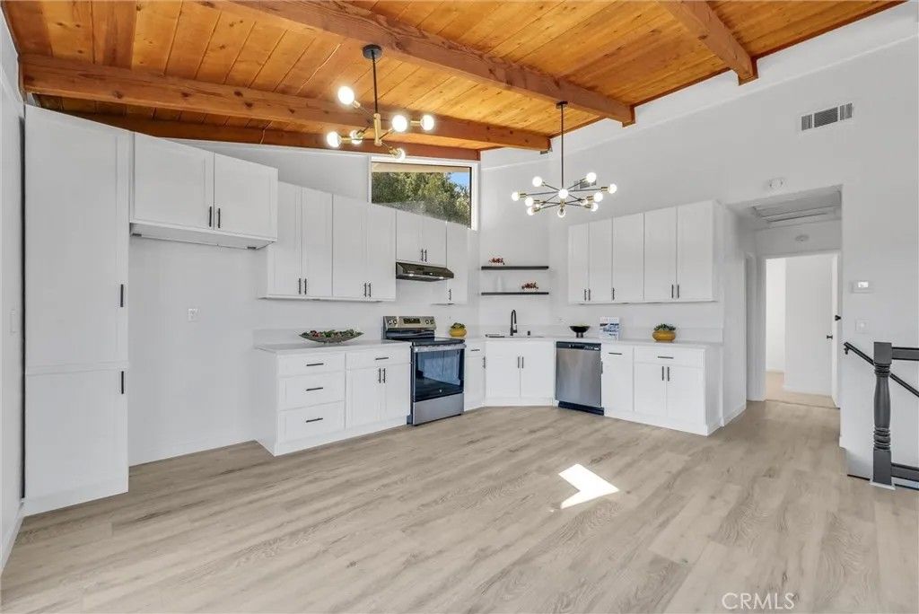 Photo of 33580 Landerville Blvd, Lake Elsinore, CA 92530 (MLS # PW26058588)