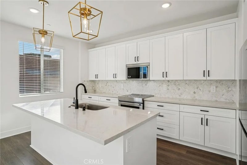 36157 Cameron Place