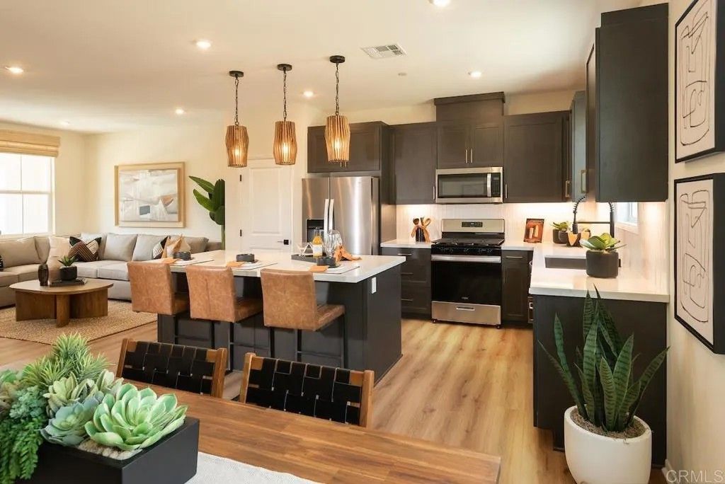 Photo of 510 Avenida Centro #111, Chula Vista, CA 91910 (MLS # NDP2603469)