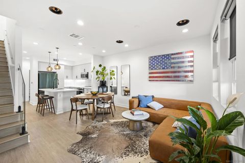 Tiny photo for 7621 University Avenue #102, La Mesa, CA 91942 (MLS # 250042556)
