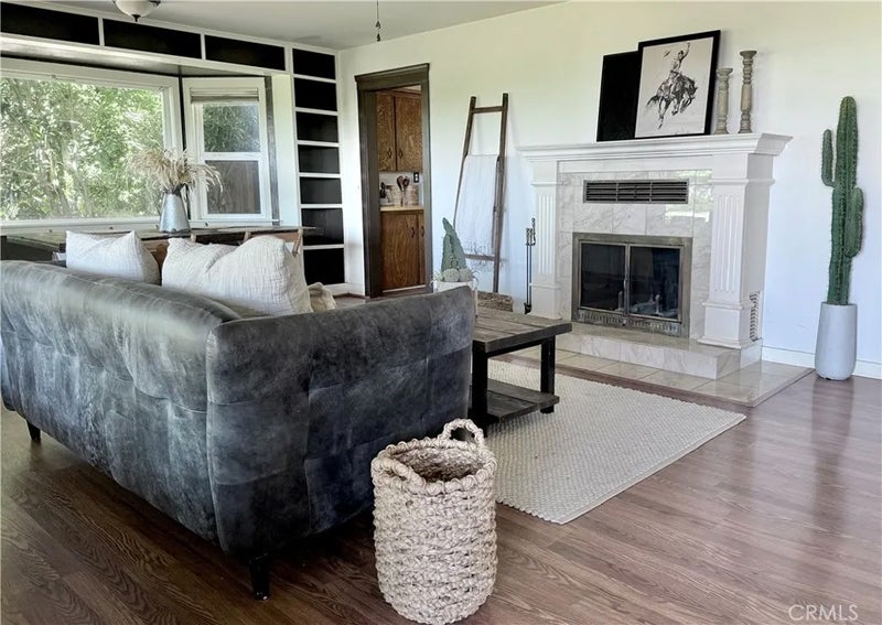 5416 Foster