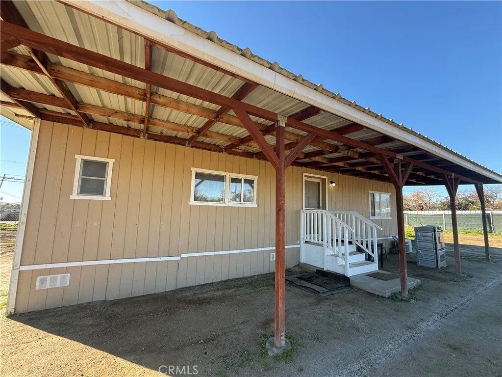 Photo of 22720 San Jacinto Ave, Perris, CA 92570 (MLS # SW26005204)