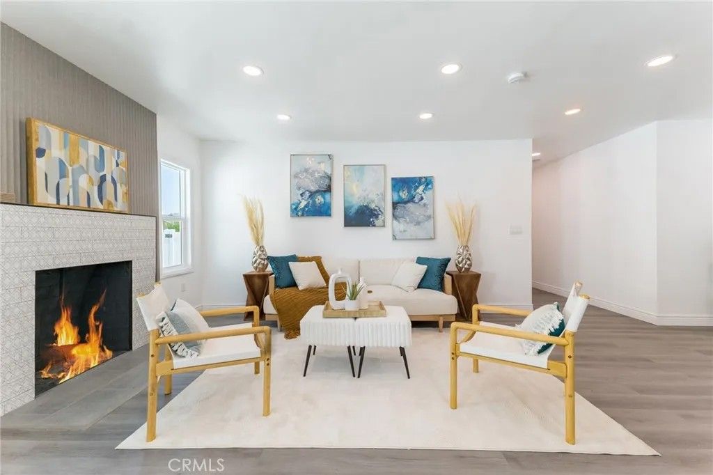 Photo of 11912 Elkwood Street, North Hollywood, CA 91605 (MLS # SR26018785)