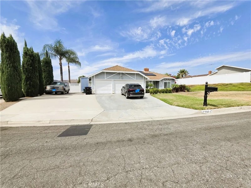 7725 Lippizan Drive