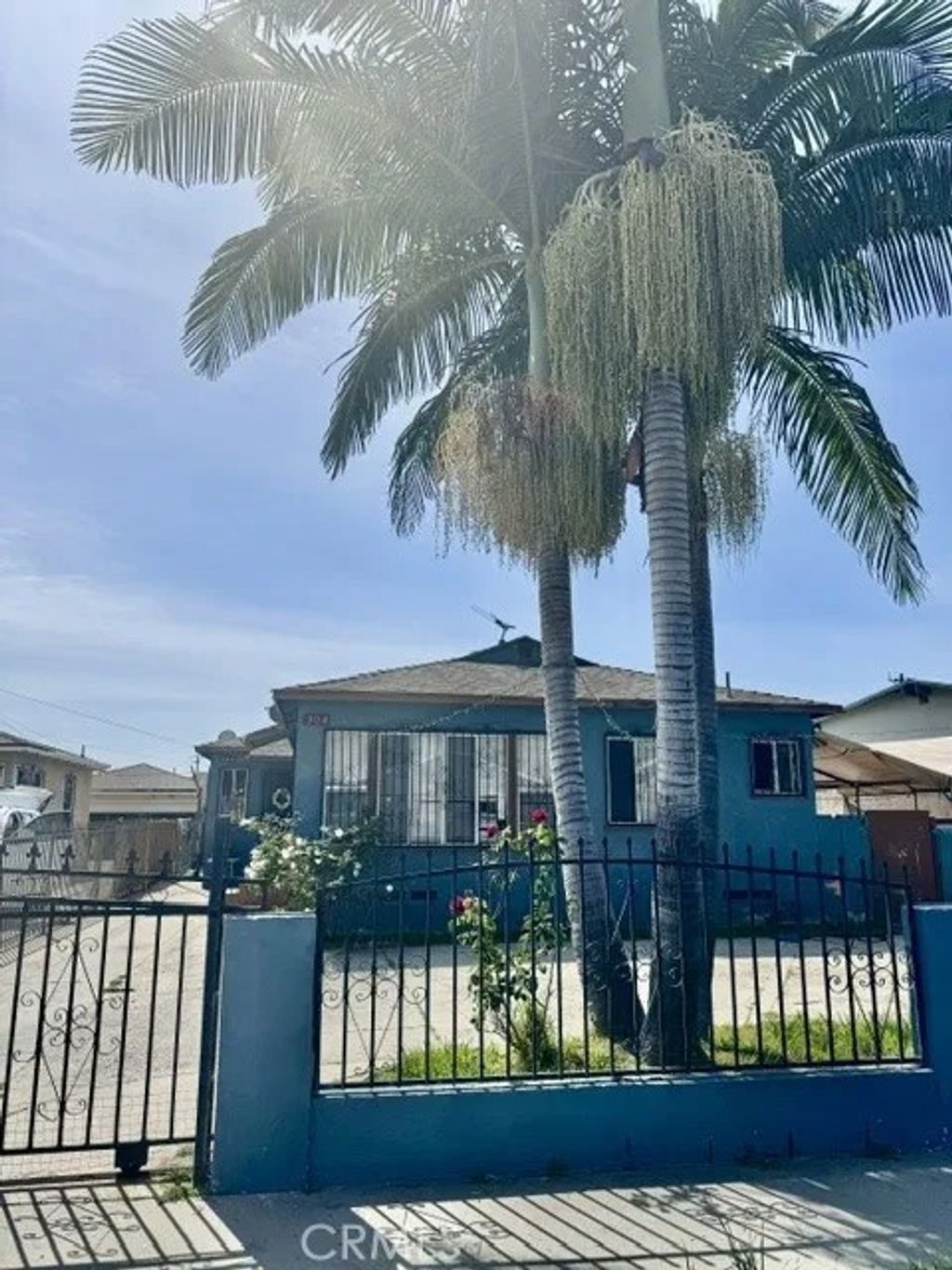 Photo of 904 E Stockton St, Compton, CA 90221 (MLS # MB26057944)