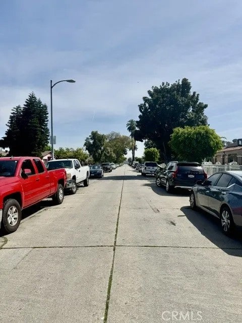 904 E Stockton