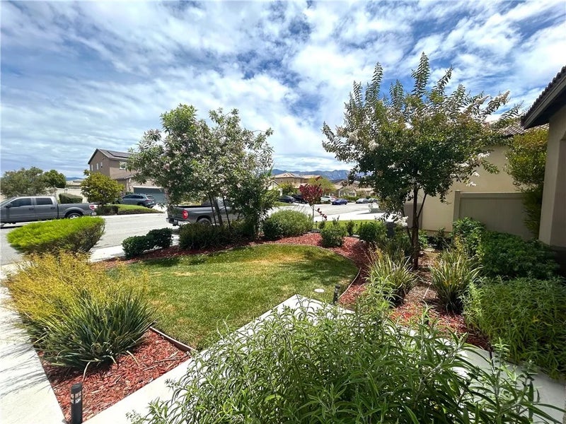 1136 Poinsettia Circle