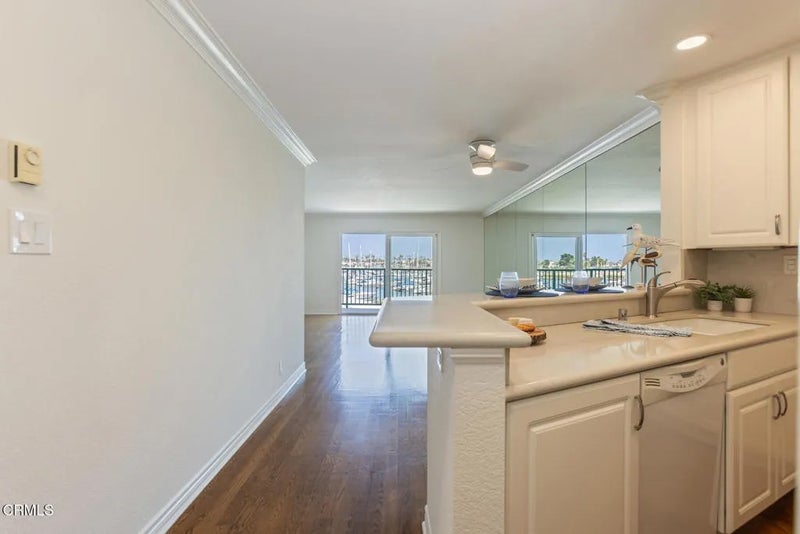 3101 Peninsula Road 218