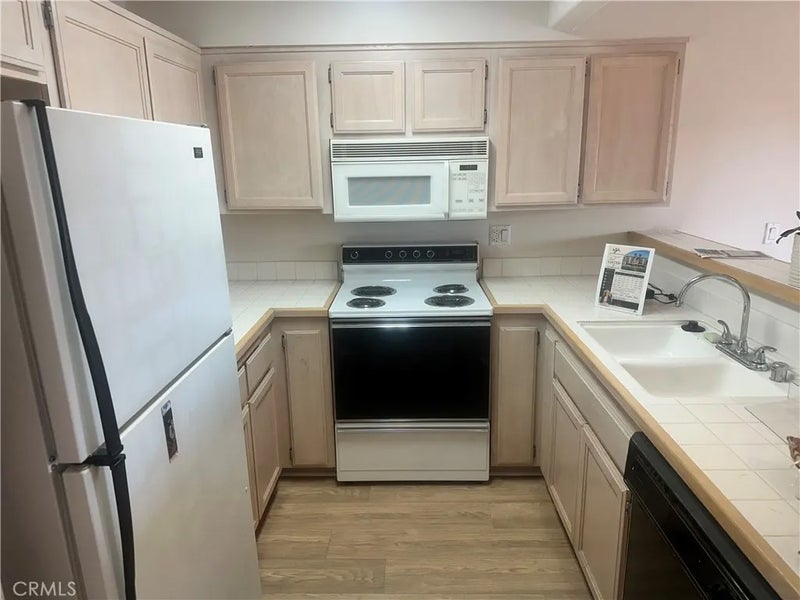 11410 Brookshire Avenue 325