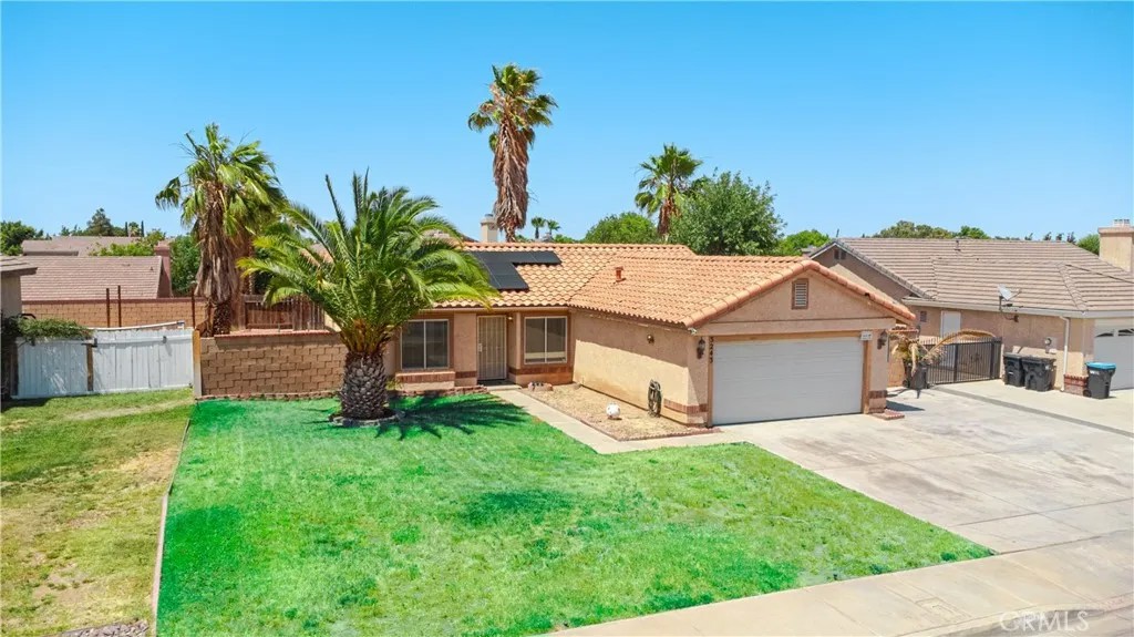 3243 E Avenue R4