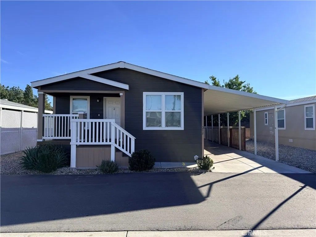 Photo of 4400 W Florida Ave #215, Hemet, CA 92545 (MLS # SW26017075)