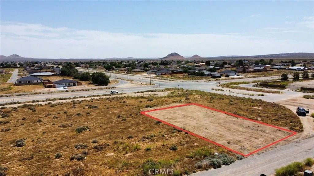 Photo of 0 79th St, California City, CA 93505 (MLS # SC26112633)