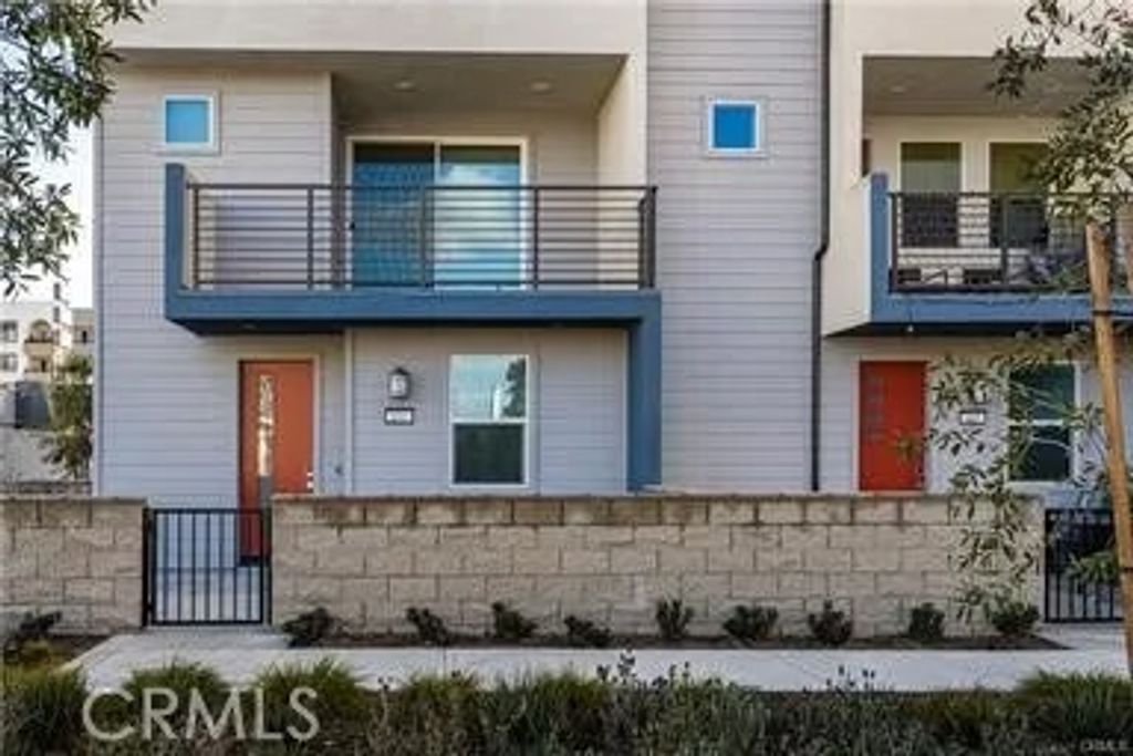 Photo of 1627 W Lincoln Avenue #101, Anaheim, CA 92801 (MLS # OC26017635)