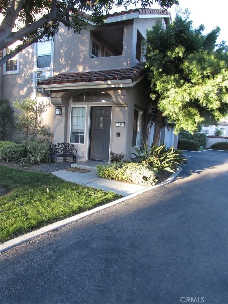 12581 Doral
