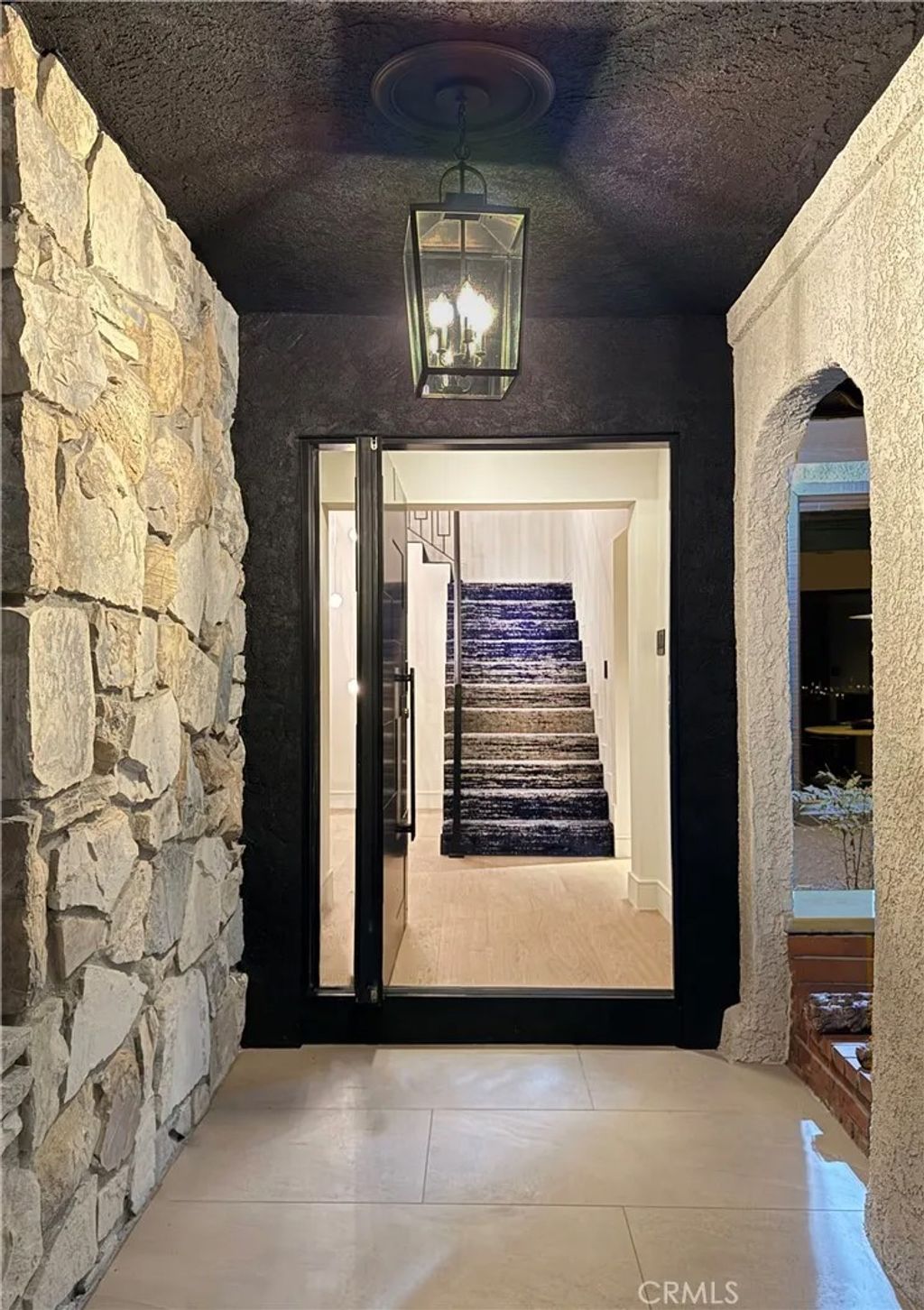 Photo of 2053 Suana Dr, Rancho Palos Verdes, CA 90275 (MLS # PV26079184)