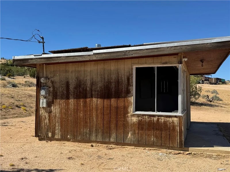 23766 Valley View