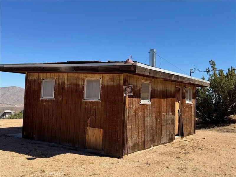 23766 Valley View