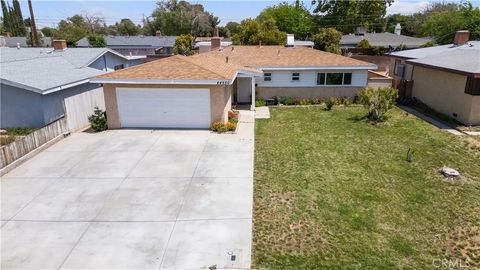 Photo of 44650 2nd St, Lancaster, CA 93535 (MLS # RS25247208) Photo of 44650 2nd St, Lancaster, CA 93535 (MLS # RS25247208)