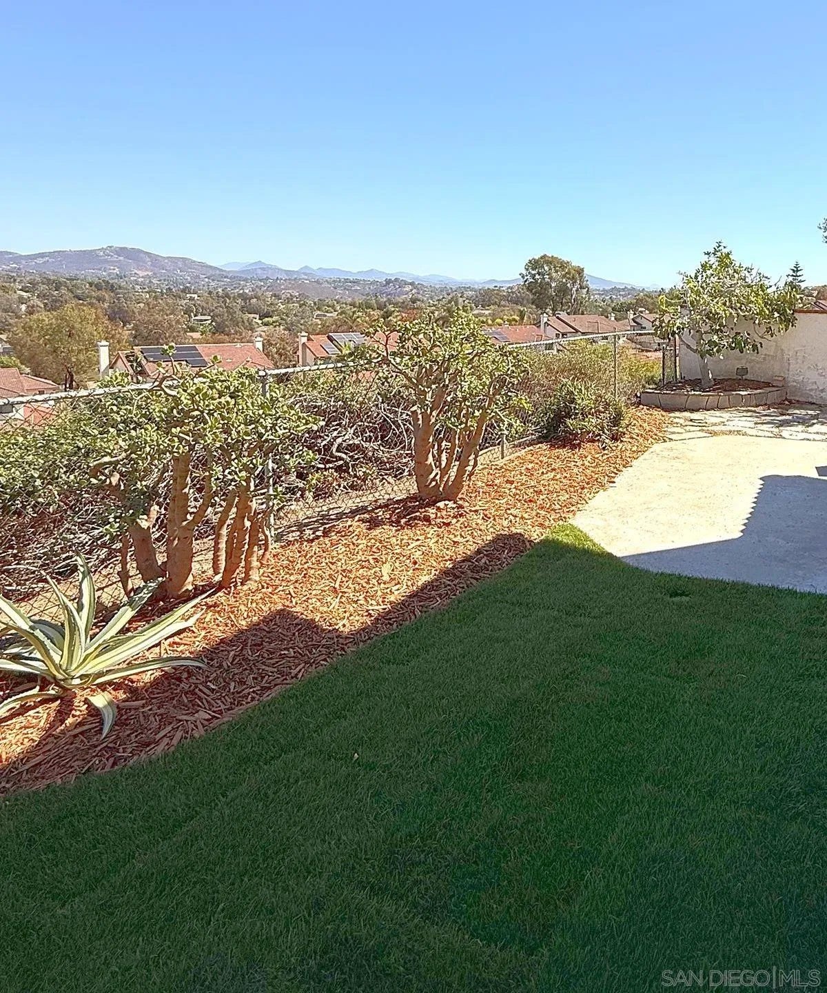 2315 Summerhill Dr