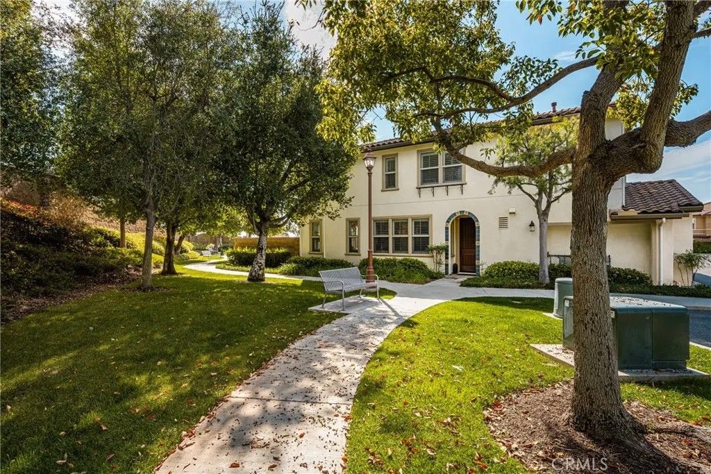 Photo of 20008 Villa Palazzo, Yorba Linda, CA 92886 (MLS # PW26045376)