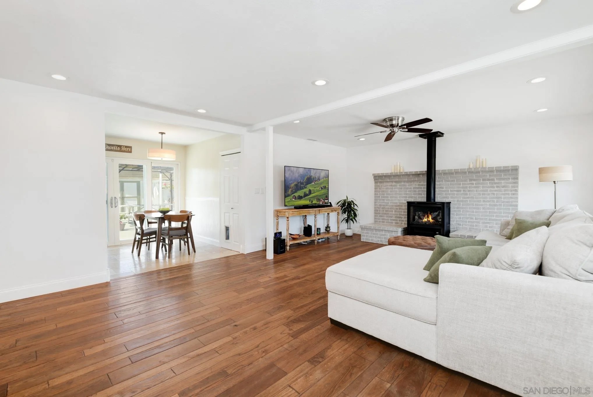 3111 Haidas Ave