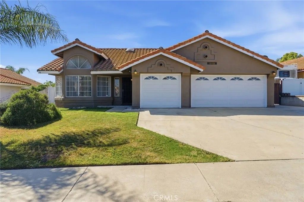 Photo of 16488 Mountain Street, Lake Elsinore, CA 92530 (MLS # PW26065488)