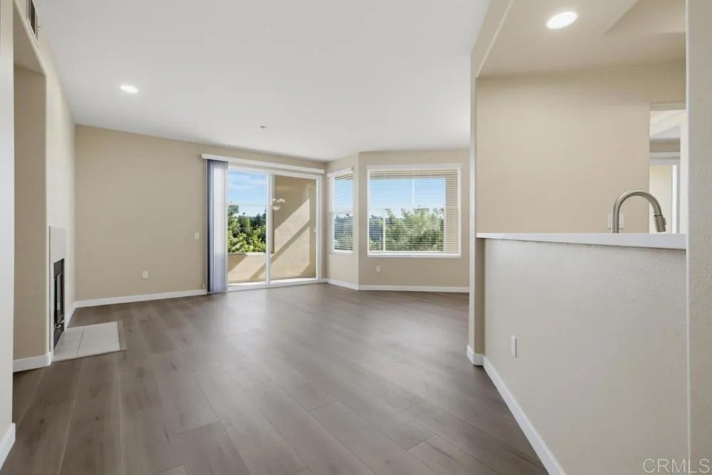823 Kalpati Cir 201