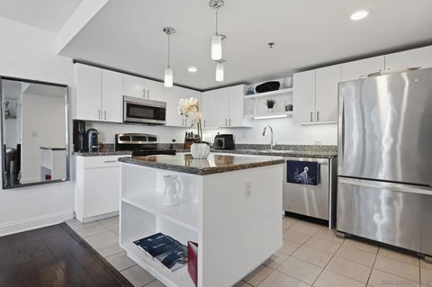 Tiny photo for 425 W Beech #1702, San Diego, CA 92101 (MLS # 260011747)