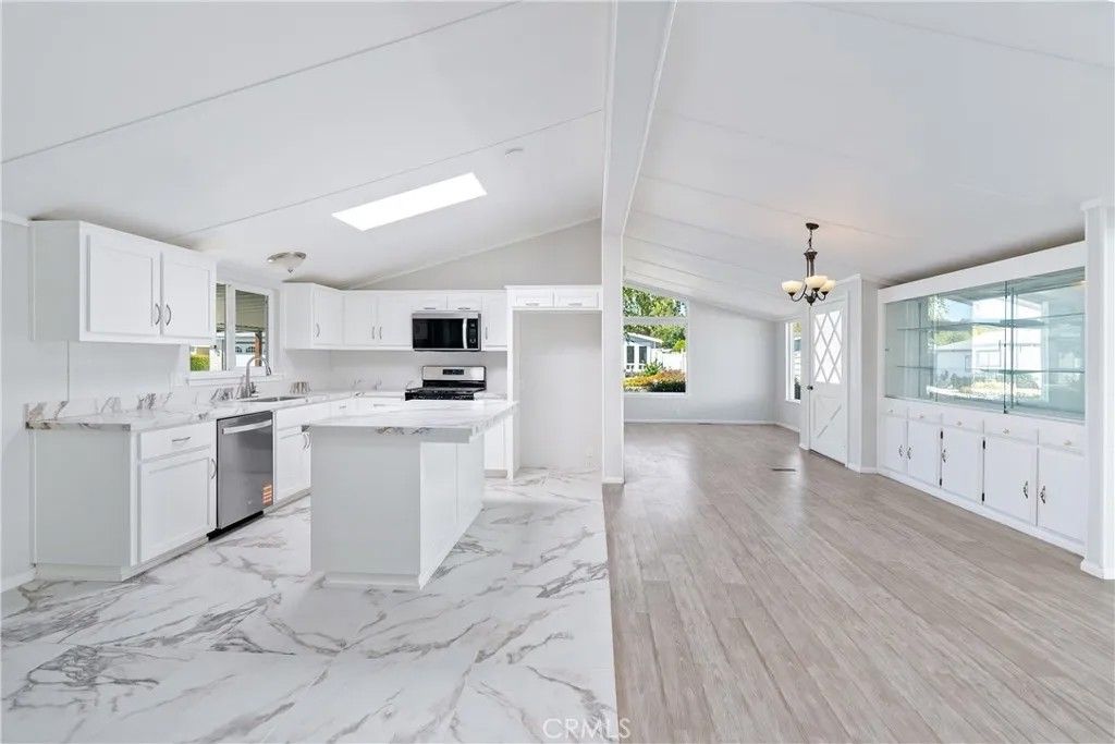 Photo of 4 Dove Court, Paso Robles, CA 93446 (MLS # NS25266599)