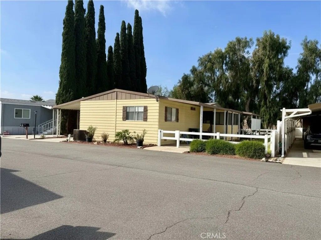 Photo of 15181 Van Buren Blvd, Riverside, CA 92504 (MLS # IG26077297)