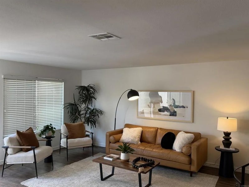 8012 Camino Huerta